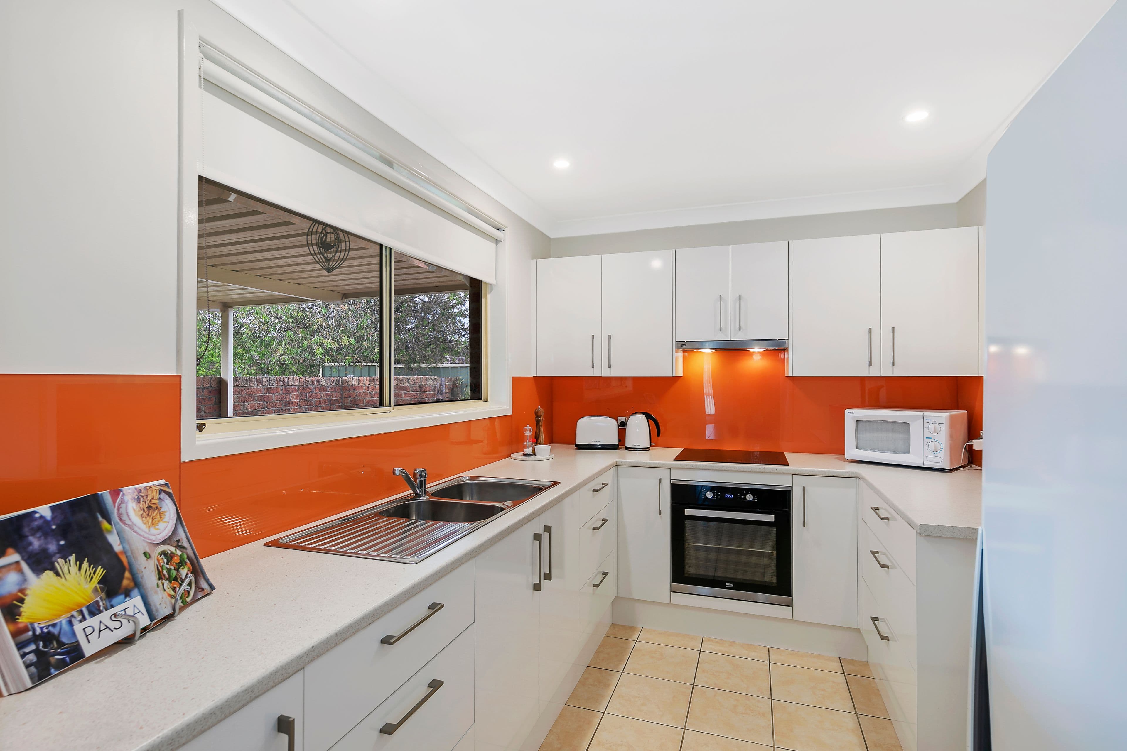 52 Rotherham Street, Bateau Bay NSW 2261, Bateau Bay - Thumbnail 2