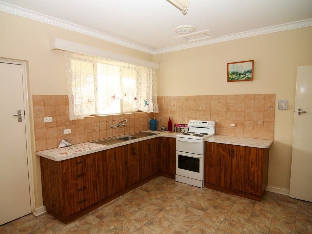 28 Dickerson Street, Barmera SA 5345, Barmera - Thumbnail 3