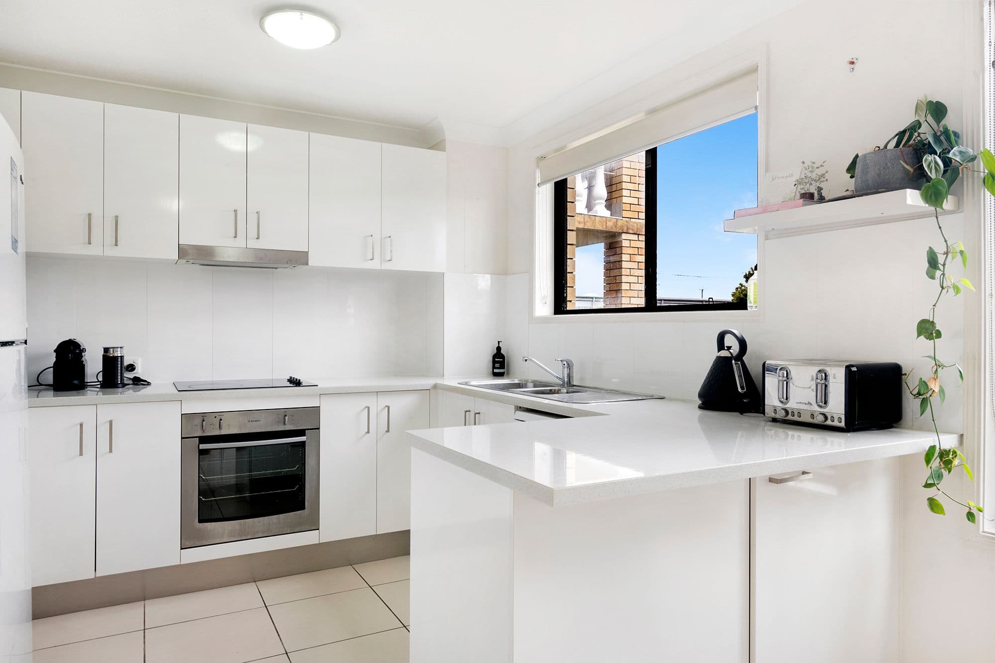 28 Dudley Street, Mermaid Beach QLD 4218, Mermaid Beach - Image 1