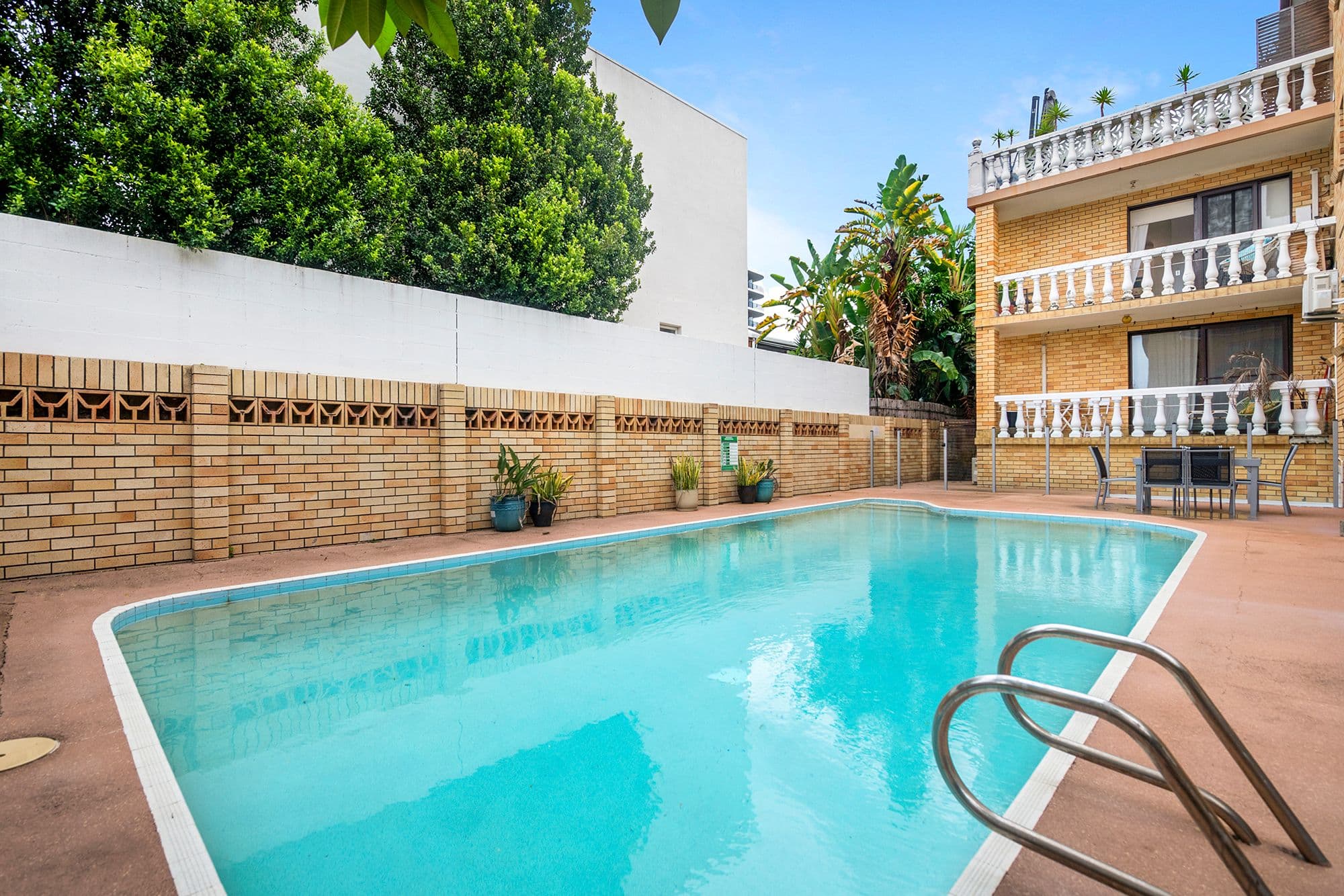 28 Dudley Street, Mermaid Beach QLD 4218, Mermaid Beach - Thumbnail 7