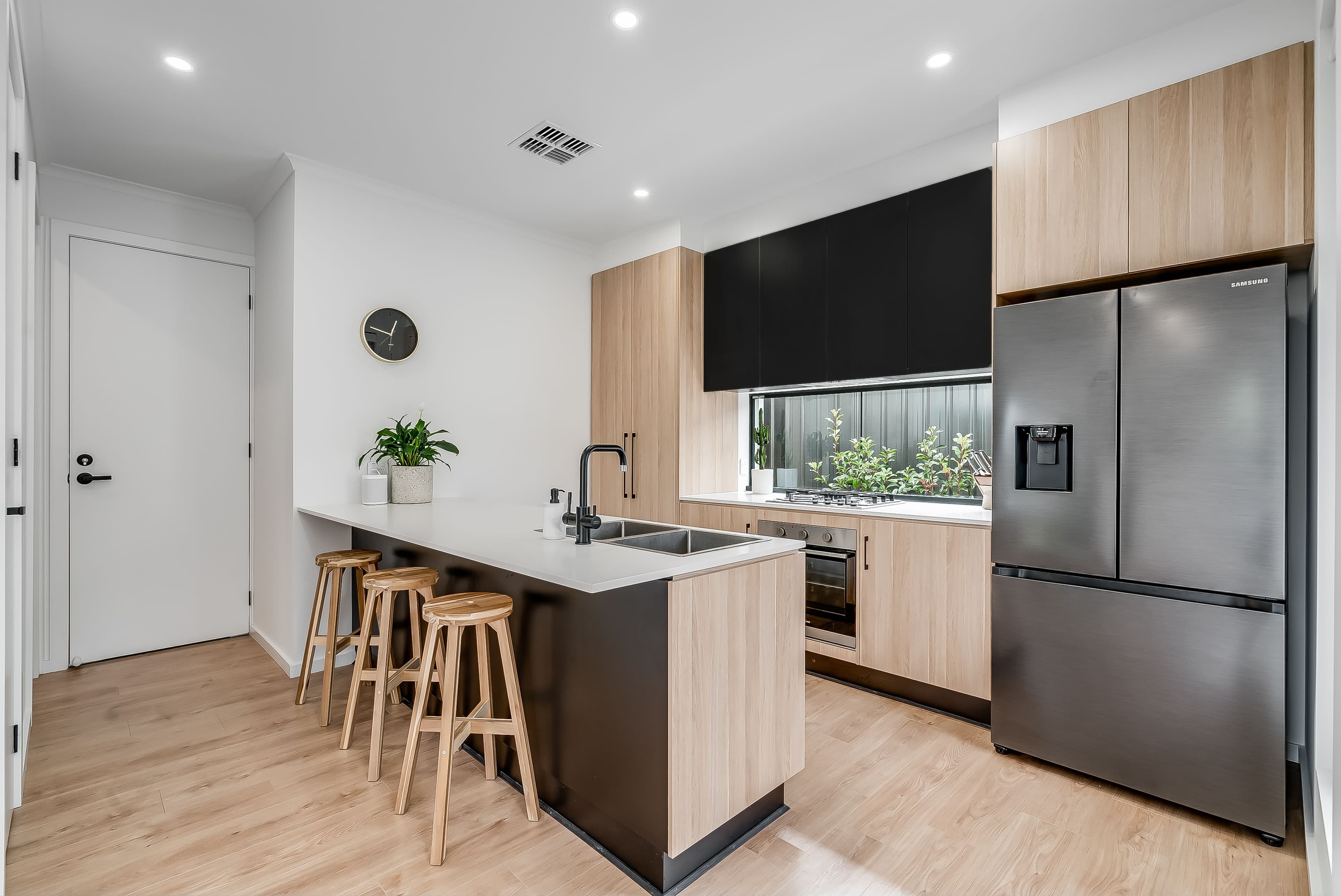 10 Shalford Terrace, Campbelltown SA 5074, Campbelltown - Thumbnail 4
