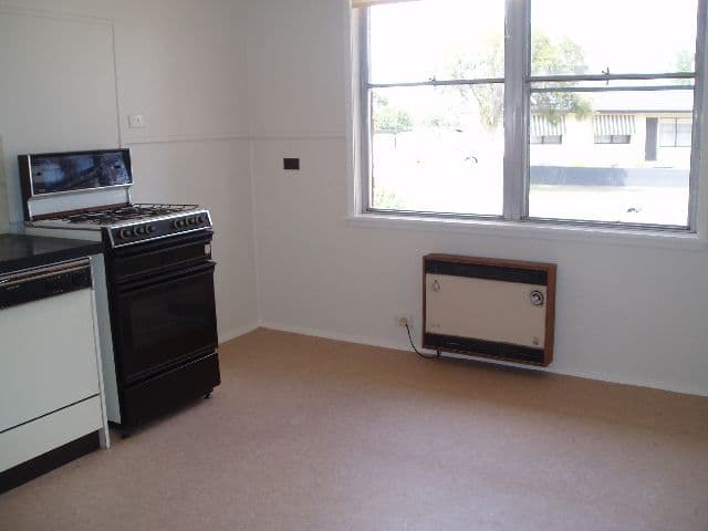 21 Winstanley Road, EAST GEELONG VIC 3219, East Geelong - Thumbnail 7