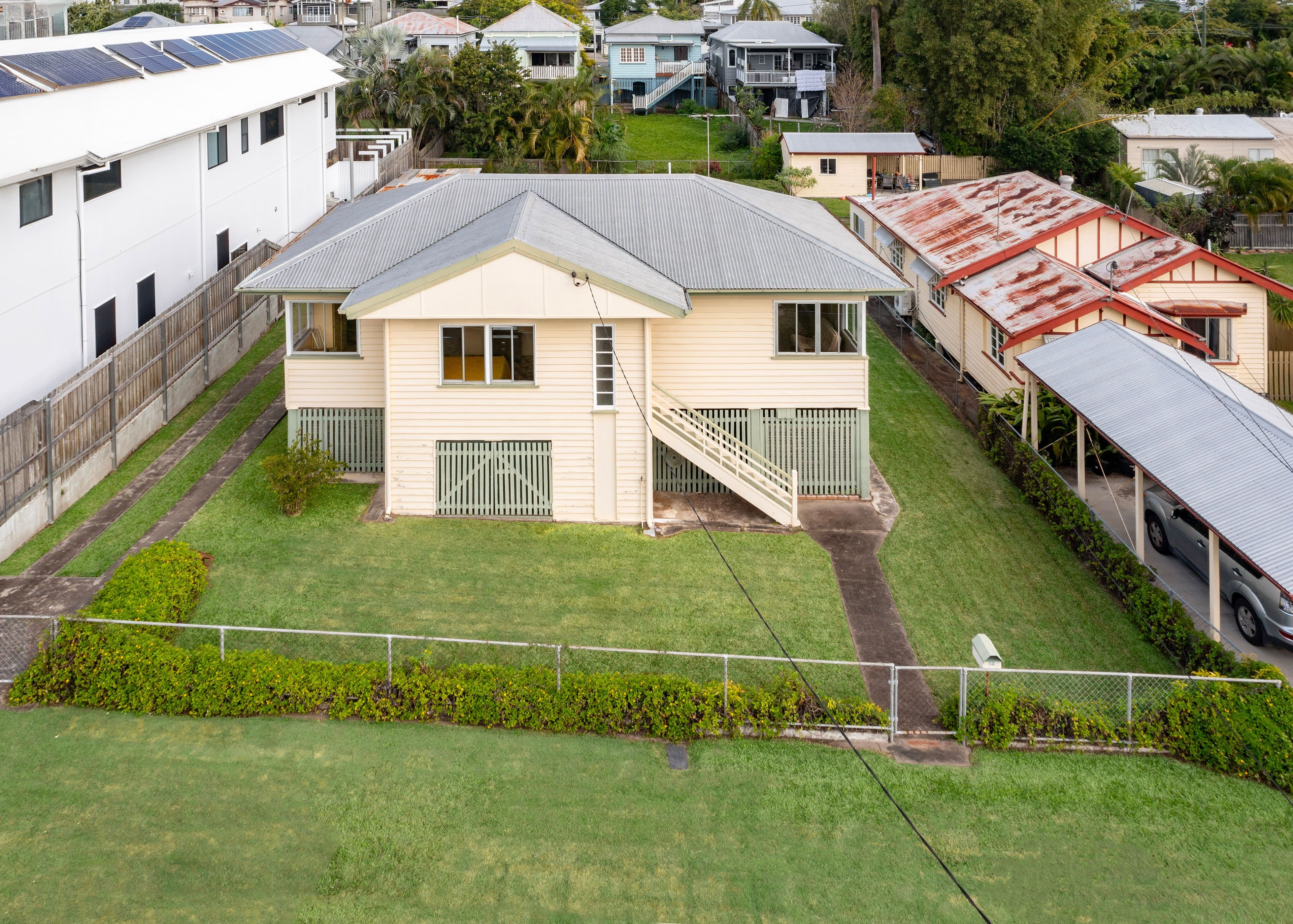 13 Morehead Avenue, Norman Park QLD 4170, Norman Park - Thumbnail 2