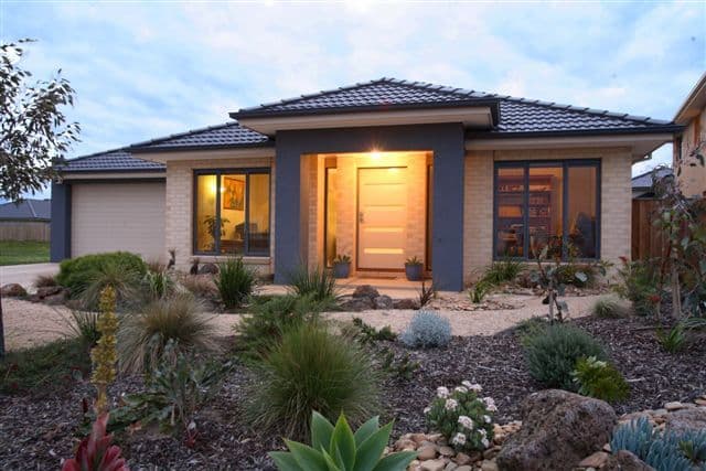5 Williams Bay Walk, WERRIBEE VIC 3030, Werribee - Image 1