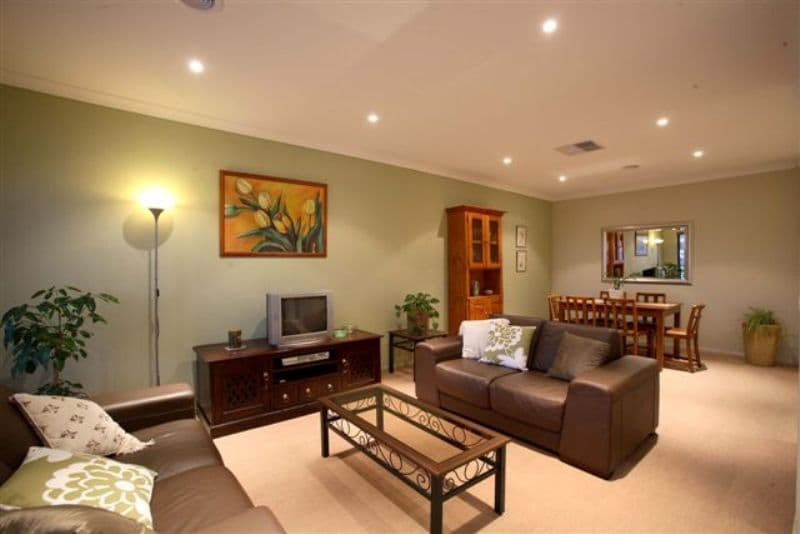 5 Williams Bay Walk, WERRIBEE VIC 3030, Werribee - Thumbnail 4