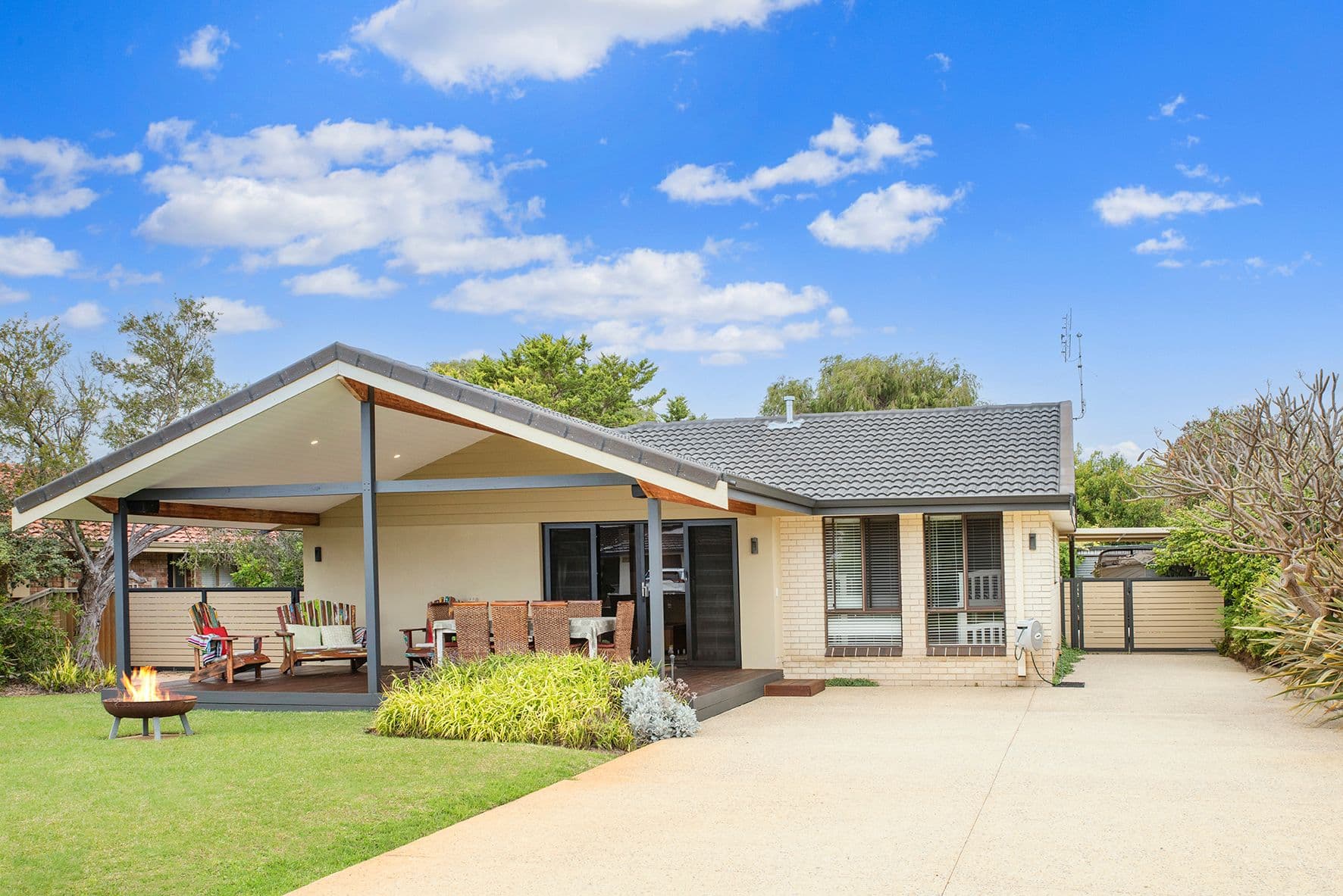 38 Blue Crescent, West Busselton WA 6280, West Busselton - Thumbnail 2
