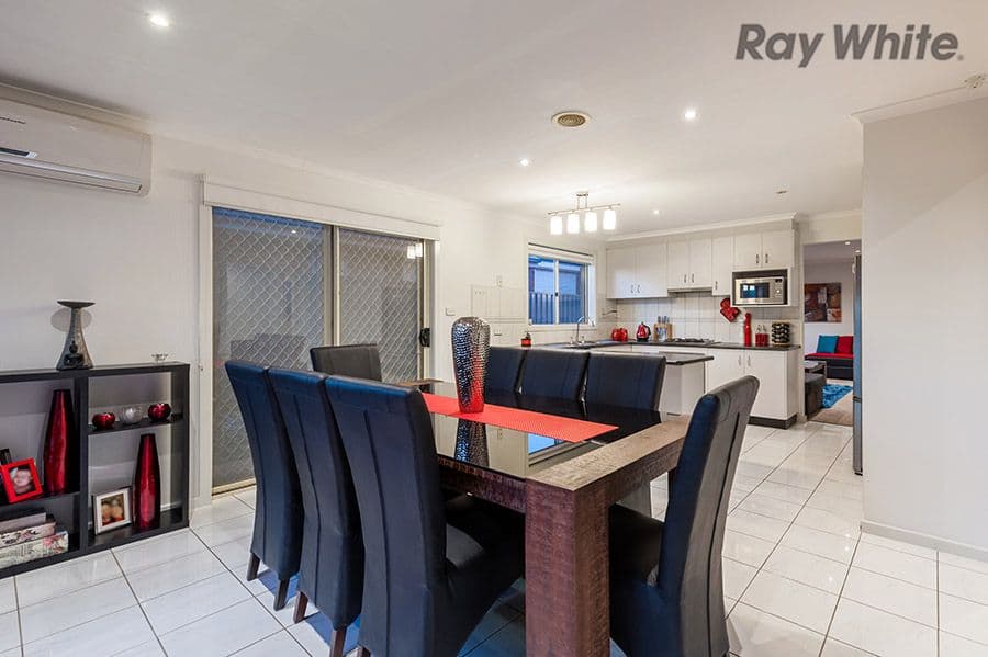 18 Olsen Retreat, Caroline Springs VIC 3023, Caroline Springs - Thumbnail 6