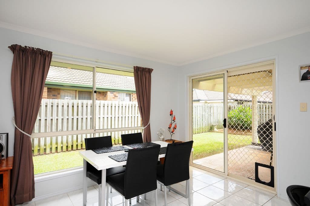 8 Dunedin Close, MERRIMAC QLD 4226, Merrimac - Thumbnail 5
