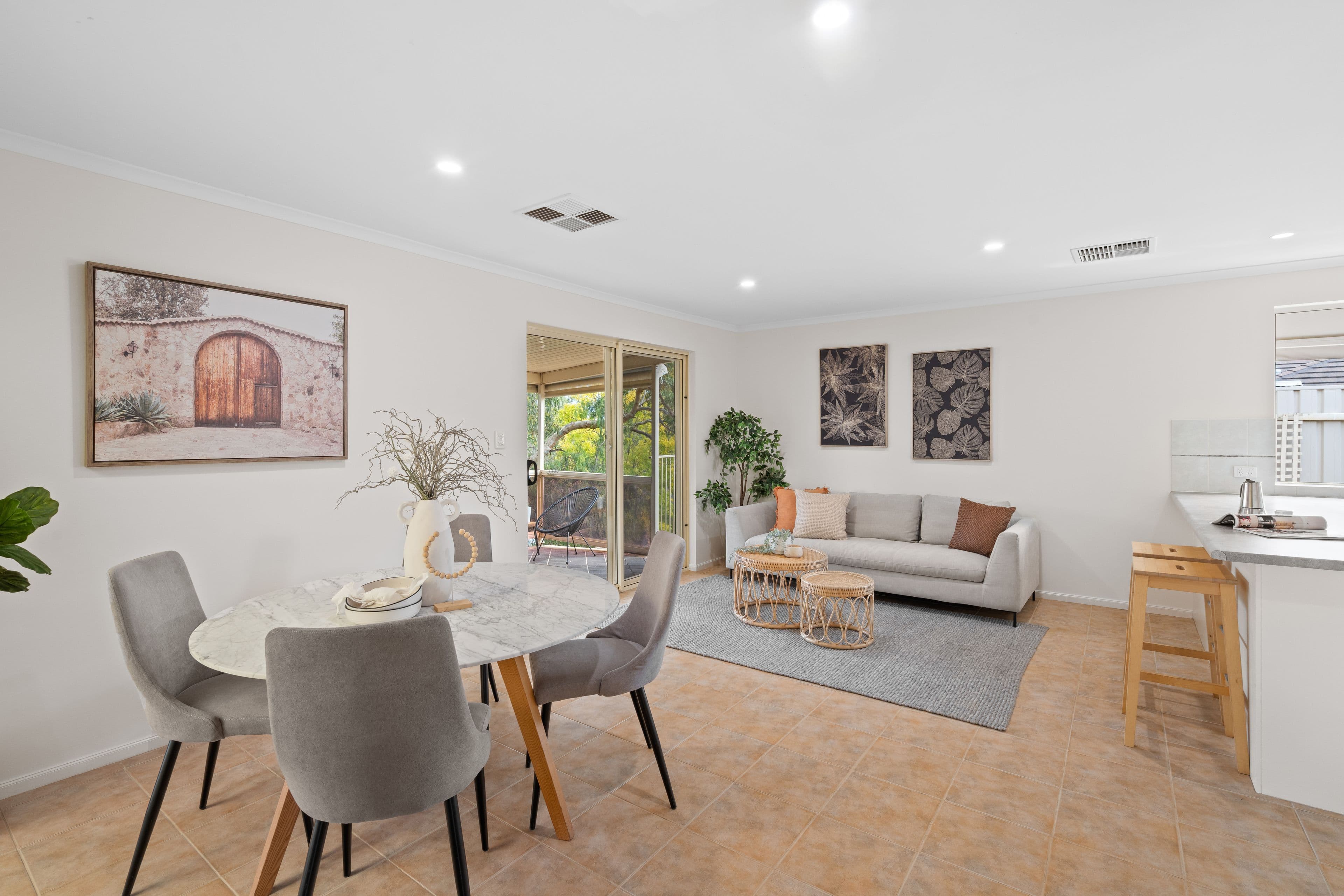 10 Kings Hill Circuit, Onkaparinga Hills SA 5163, Onkaparinga Hills - Thumbnail 2