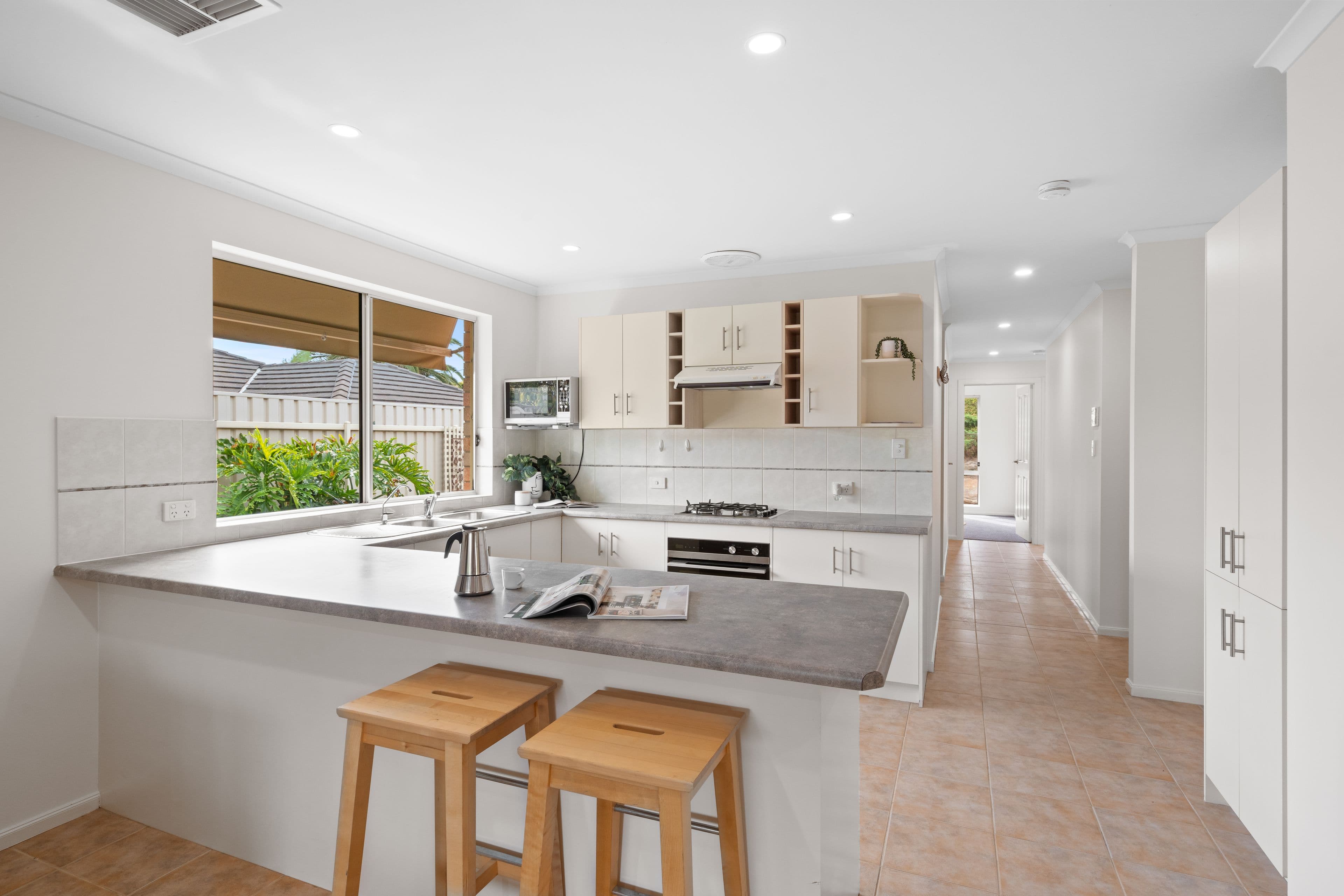 10 Kings Hill Circuit, Onkaparinga Hills SA 5163, Onkaparinga Hills - Thumbnail 4