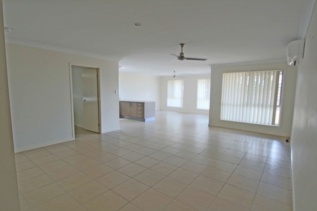 33 Tranquility Circle, BRASSALL QLD 4305, Brassall - Thumbnail 2
