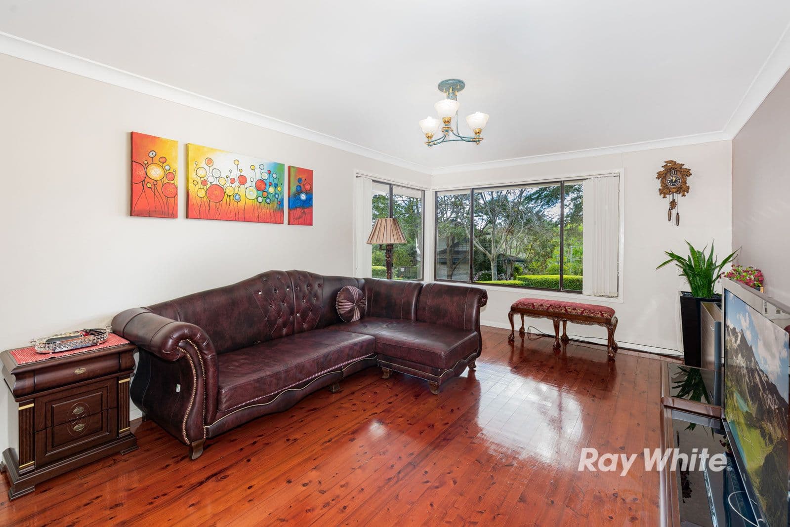 19 Miretta Place, Castle Hill - Thumbnail 2