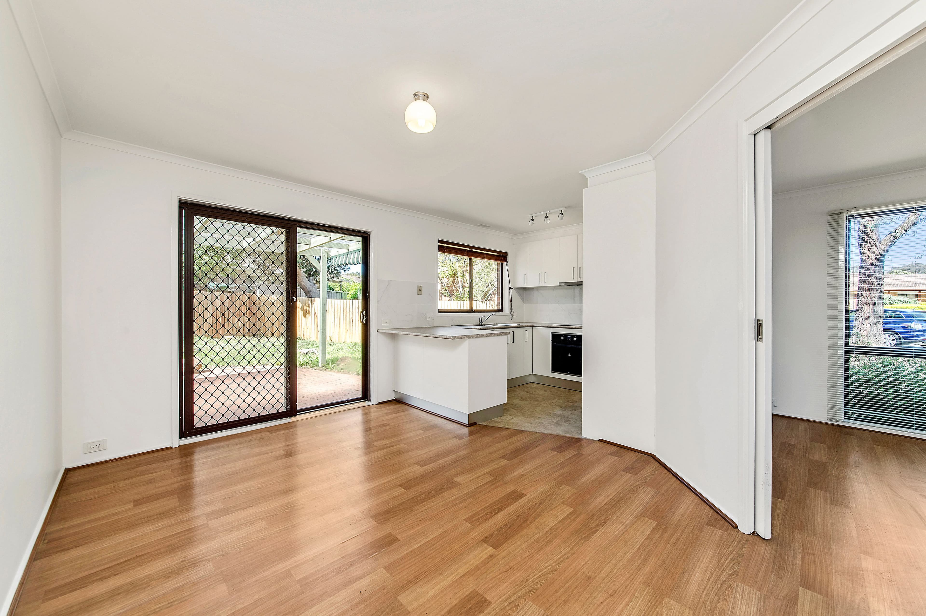 12 Tattersall Crescent, Florey ACT 2615, Florey - Thumbnail 4