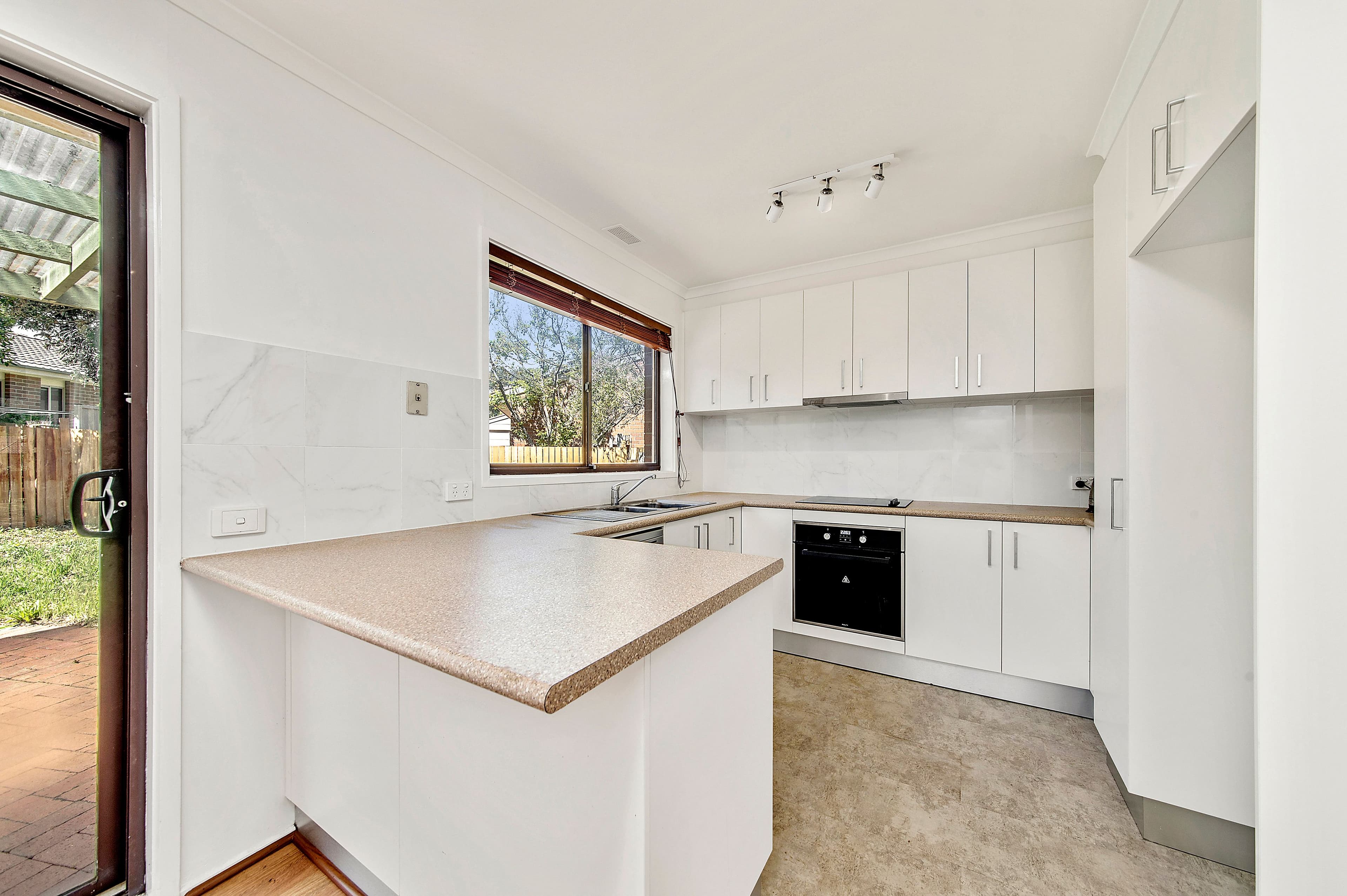 12 Tattersall Crescent, Florey ACT 2615, Florey - Thumbnail 6