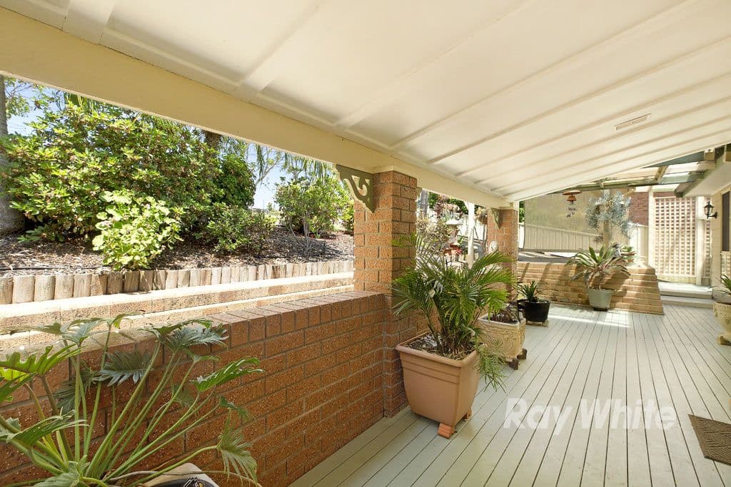 32 Lakeview Road, Wangi Wangi - Image 1
