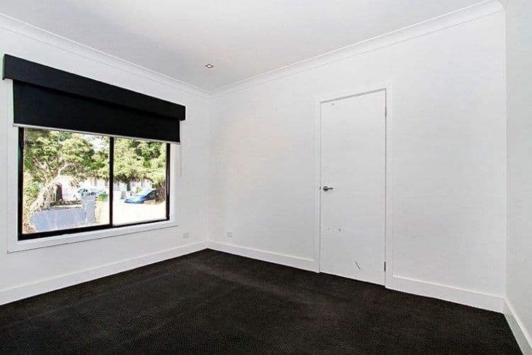 49 Winter Crescent, Reservoir VIC 3073, Reservoir - Thumbnail 4