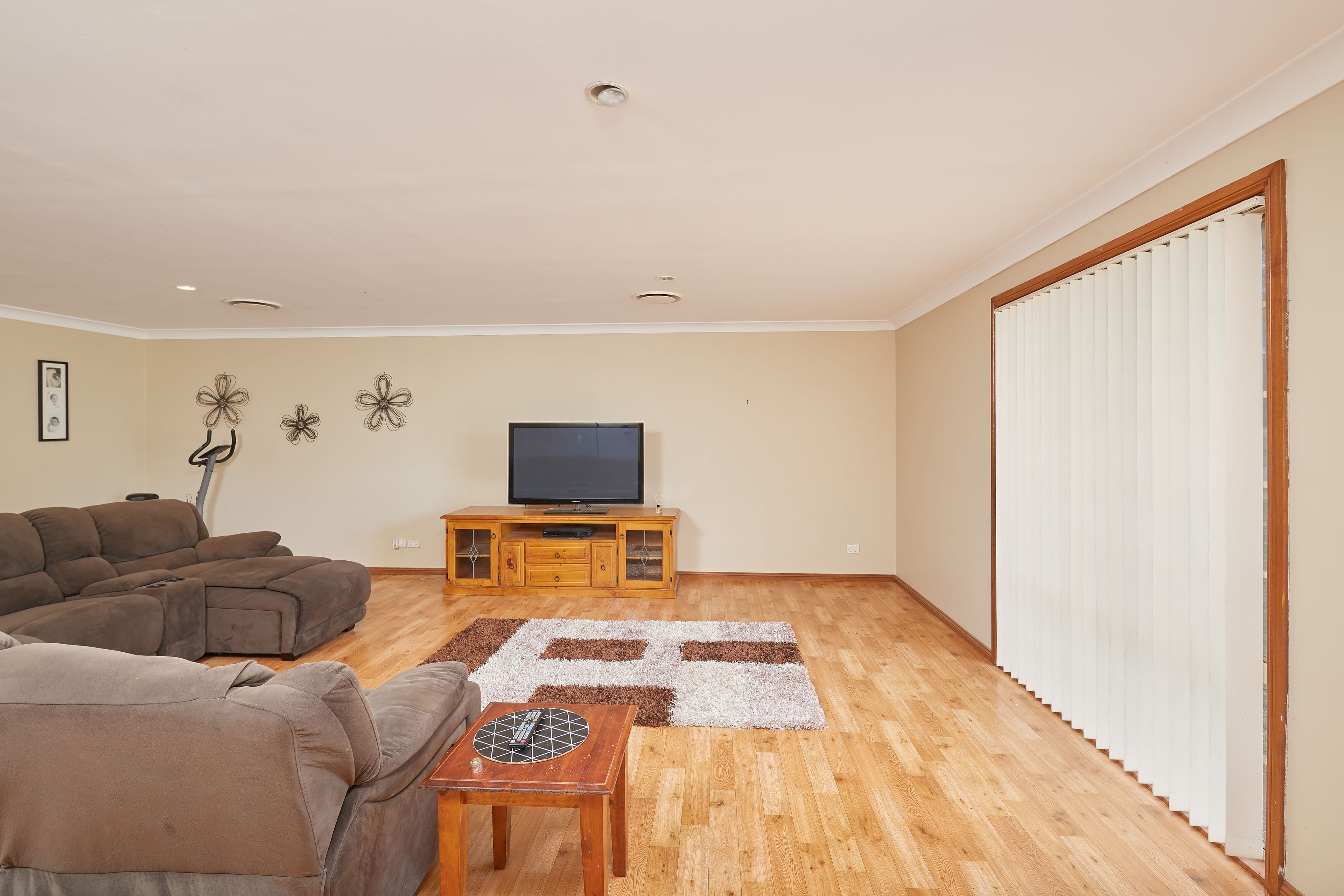 13-15 Cave Street, Ganmain NSW 2702, Ganmain - Thumbnail 3
