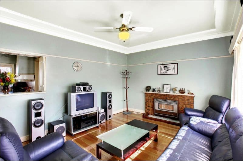 61 Parkstone Avenue, PASCOE VALE SOUTH VIC 3044, Pascoe Vale South - Thumbnail 2