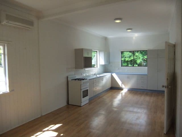 32 Stafford Road, GORDON PARK QLD 4031, Gordon Park - Thumbnail 4