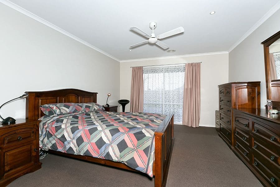 3 Spring Close, MELTON WEST VIC 3337, Melton West - Thumbnail 7