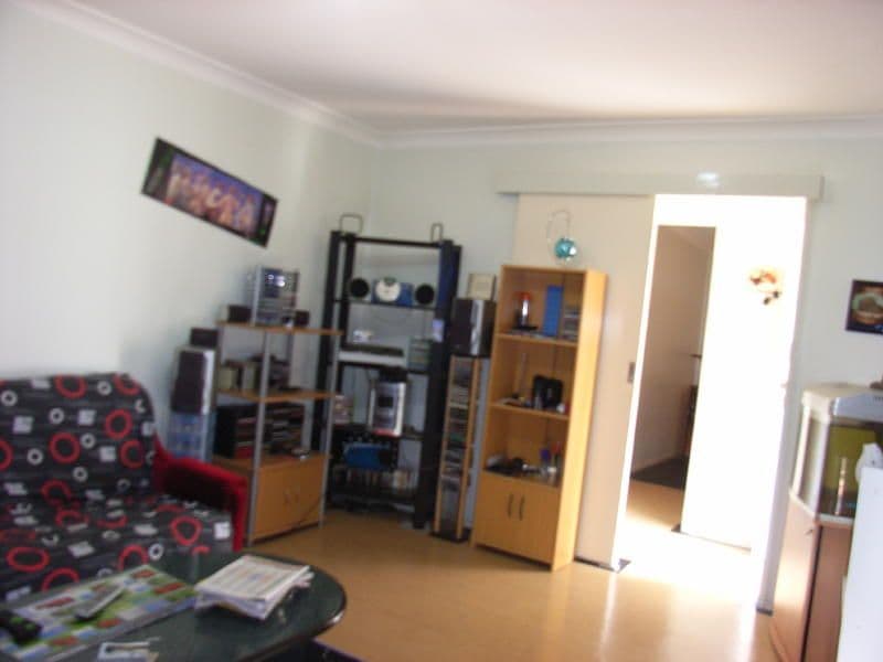 4  Sawell Crescent, BOSSLEY PARK NSW 2176, Bossley Park - Thumbnail 6