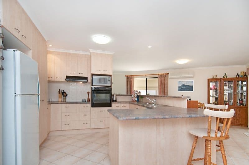 7 Carree Street, CALOUNDRA WEST QLD 4551, Caloundra West - Thumbnail 3