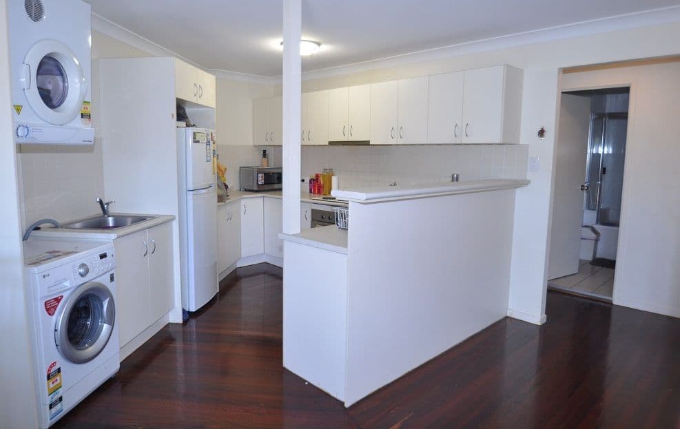146 Pembroke Road, COORPAROO QLD 4151, Coorparoo - Thumbnail 4