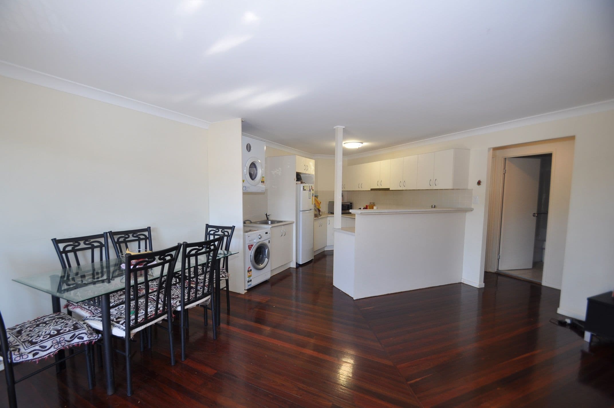 146 Pembroke Road, COORPAROO QLD 4151, Coorparoo - Thumbnail 5
