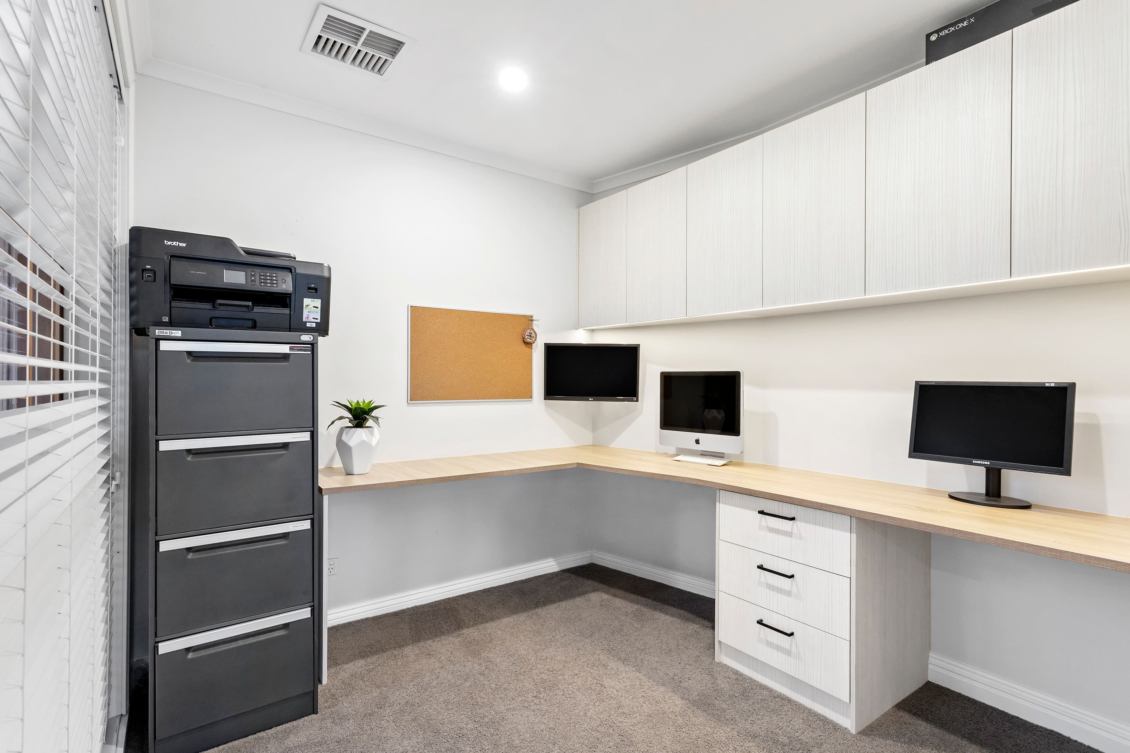 8 Ferrier Court, Rowville VIC 3178, Rowville - Thumbnail 6