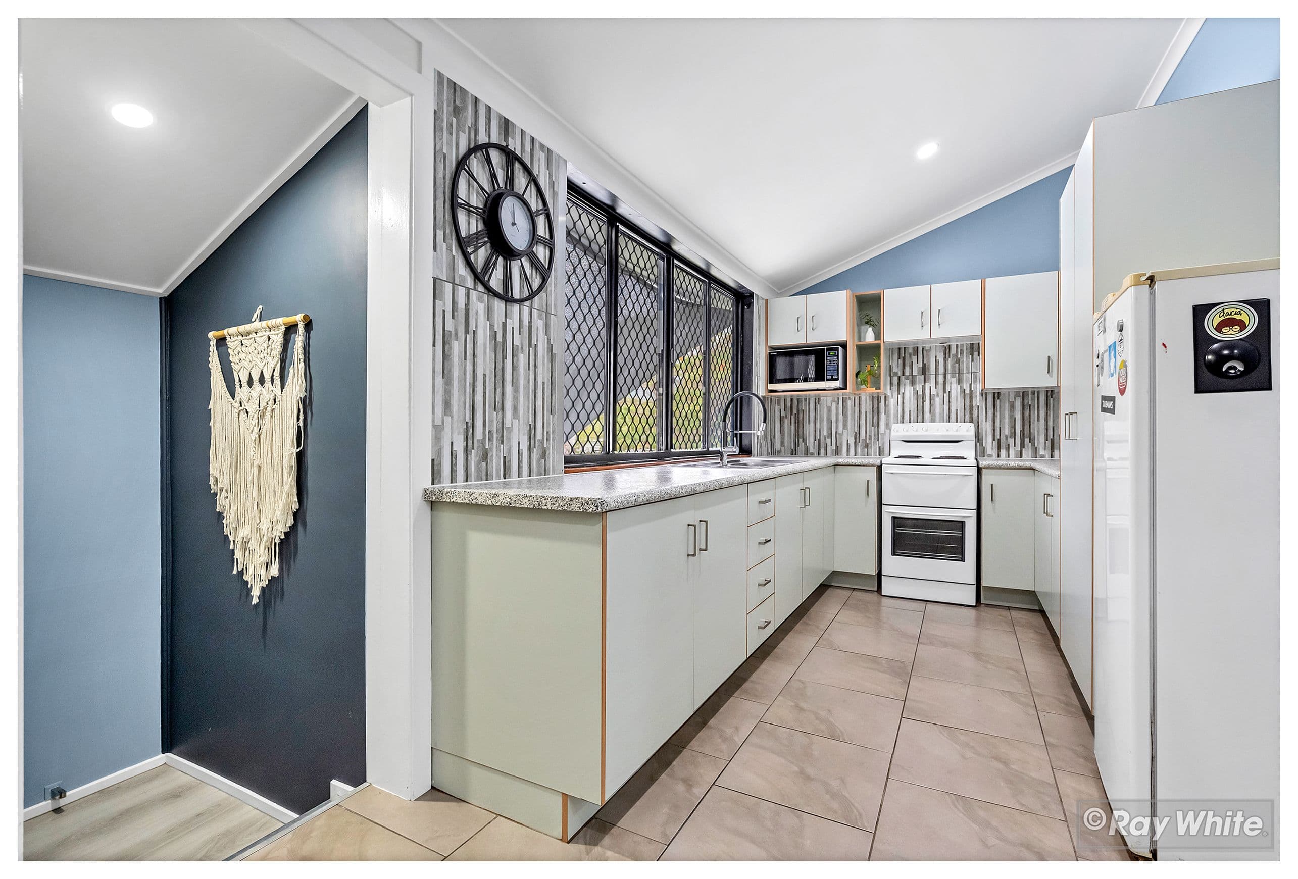88 Harbourne Street, Koongal QLD 4701, Koongal - Thumbnail 3