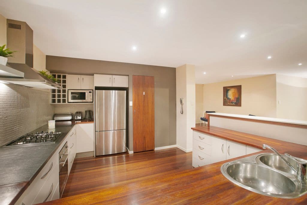 10 Dagmar Street, Holland Park West QLD 4121, Holland Park West - Thumbnail 8