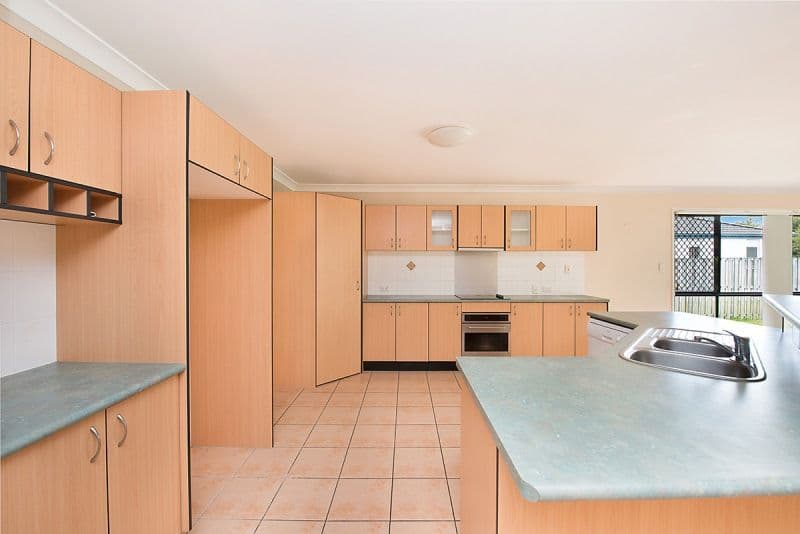 4 Waterhen Court, PELICAN WATERS QLD 4551, Pelican Waters - Thumbnail 4
