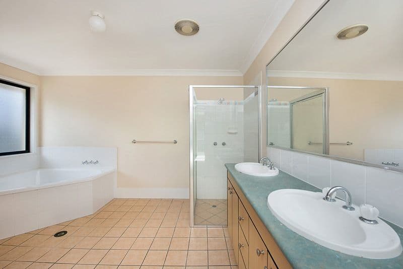 4 Waterhen Court, PELICAN WATERS QLD 4551, Pelican Waters - Thumbnail 6