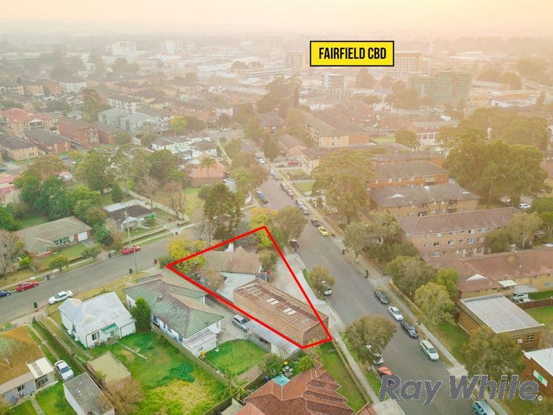 2 Lackey Street, Fairfield - Thumbnail 3