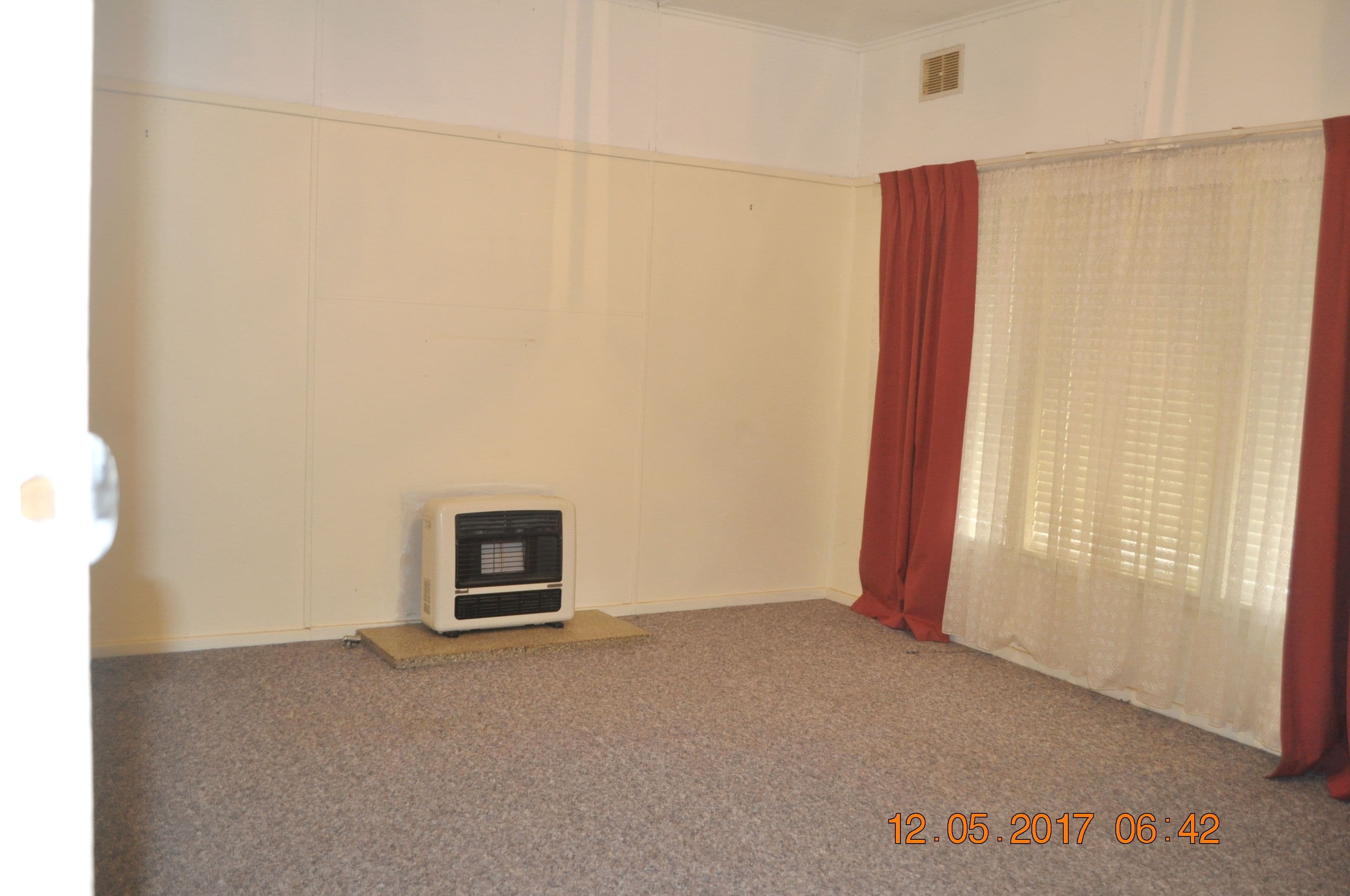 15 Hay Street, Cootamundra - Thumbnail 4