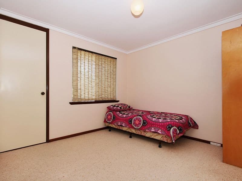 24 Inveraray Crescent, HAMERSLEY WA 6022, Hamersley - Thumbnail 5