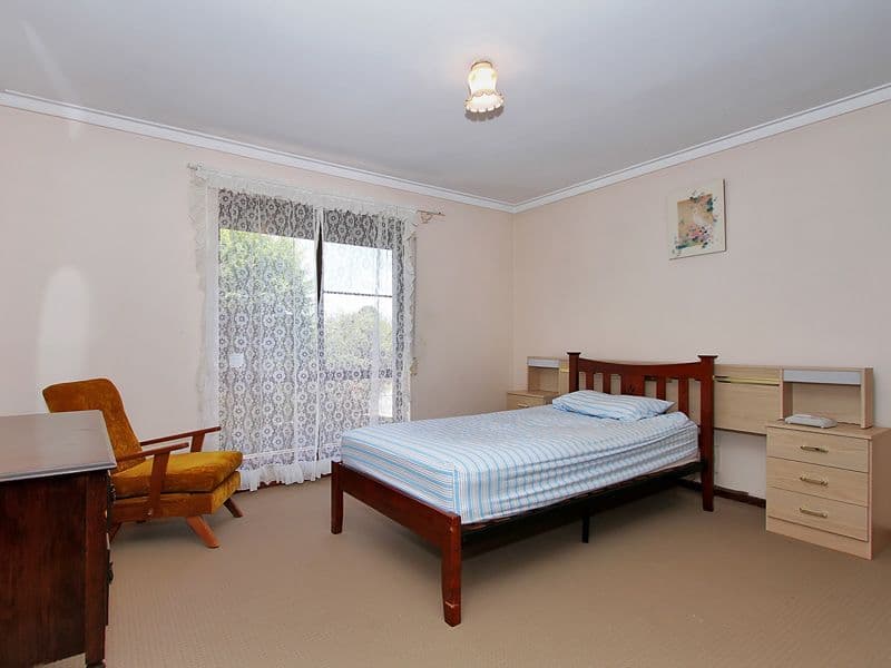 24 Inveraray Crescent, HAMERSLEY WA 6022, Hamersley - Thumbnail 8