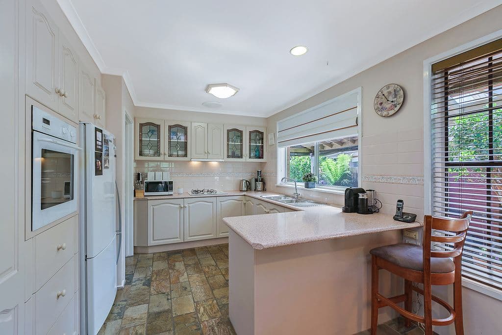 7 Peppercorn Parade, Epping VIC 3076, Epping - Thumbnail 2