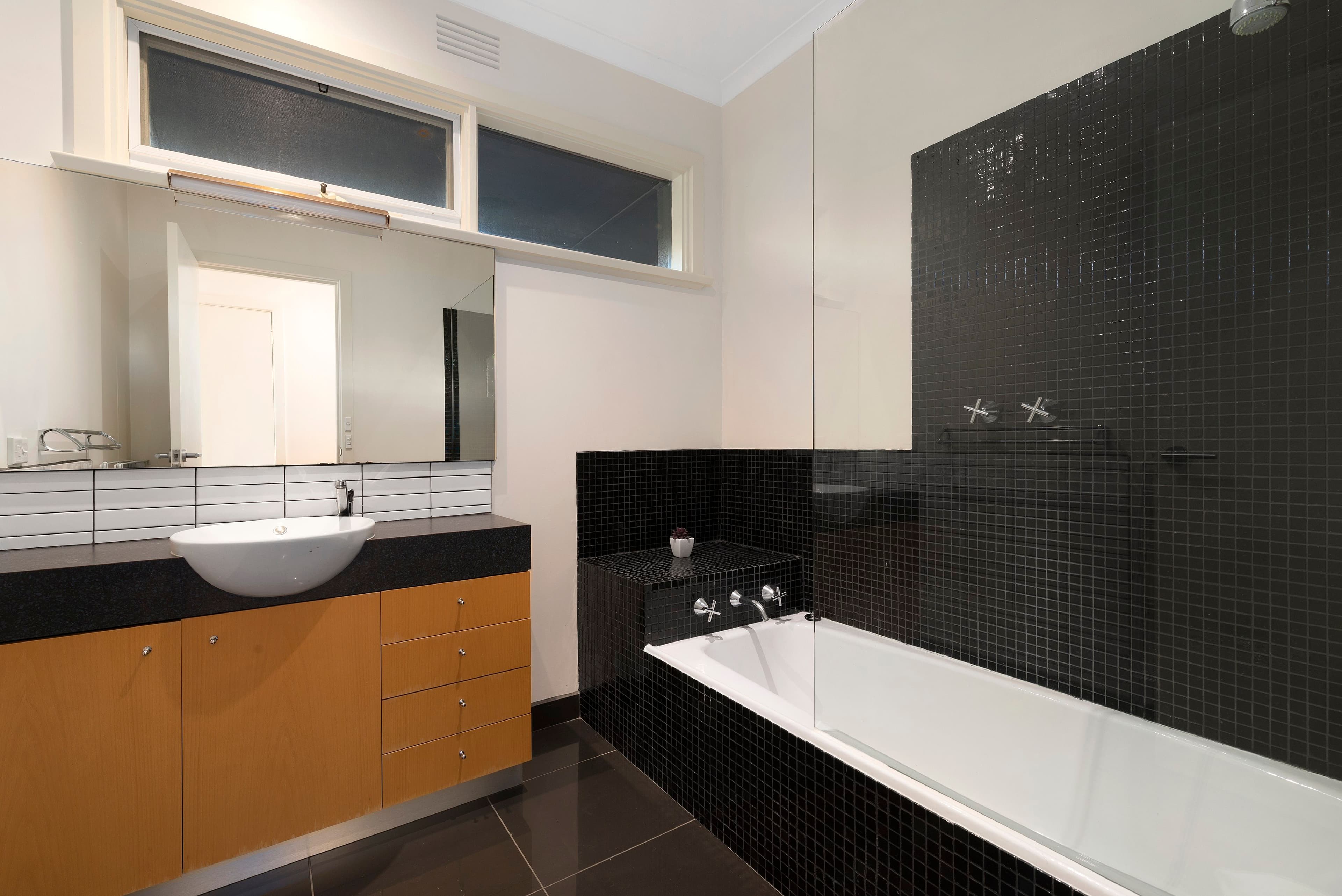 36 Rathmullen Quadrant, Doncaster VIC 3108, Doncaster - Thumbnail 8