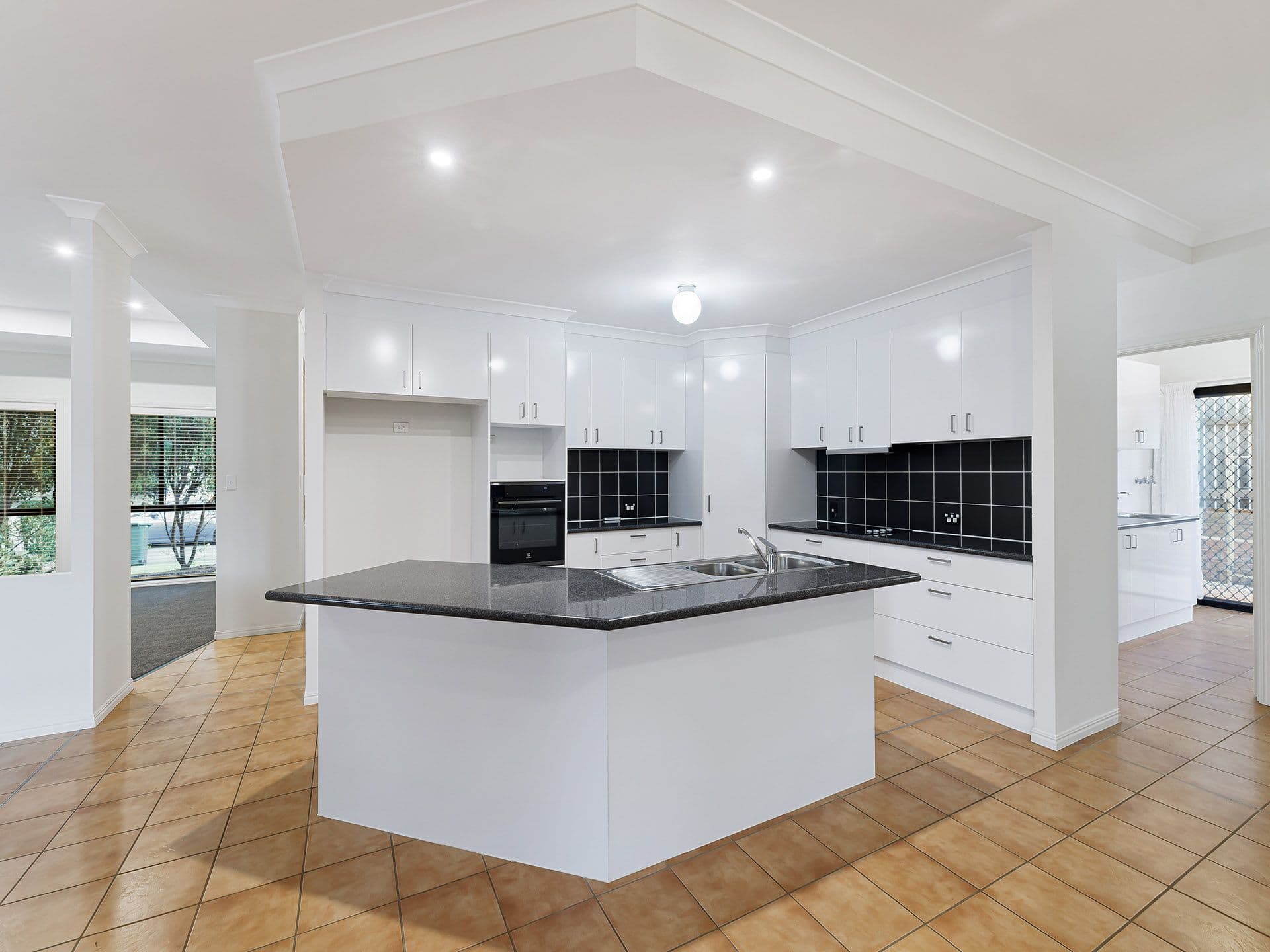 9 Manor Lane, Buderim QLD 4556, Buderim - Thumbnail 6