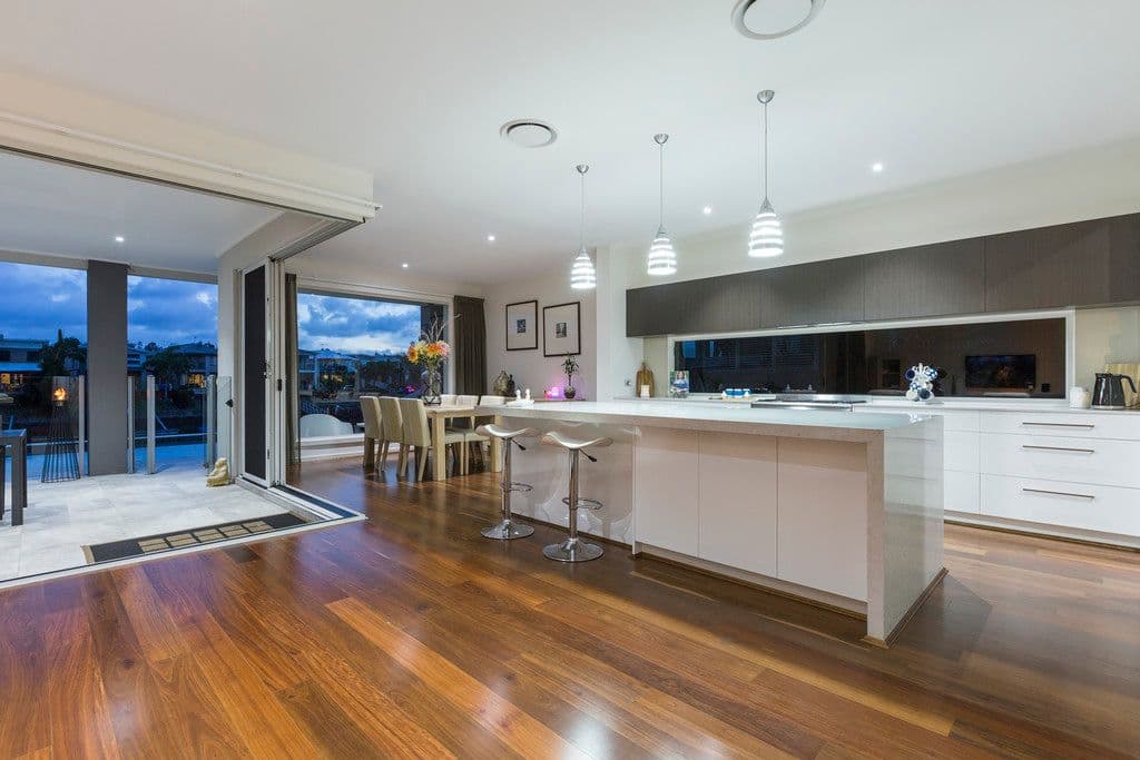 18 Quayside Drive, Helensvale QLD 4212, Helensvale - Thumbnail 2