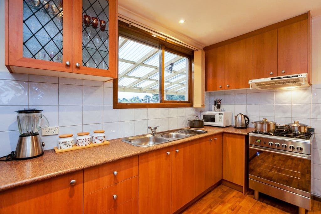 25 Huskisson Avenue, LALOR VIC 3075, Lalor - Thumbnail 2