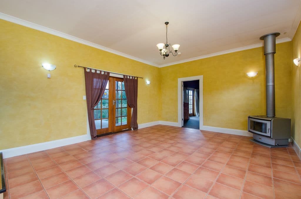 17 Agnes Street, Mount Gambier SA 5290, Mount Gambier - Thumbnail 3