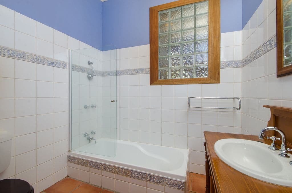 17 Agnes Street, Mount Gambier SA 5290, Mount Gambier - Thumbnail 4