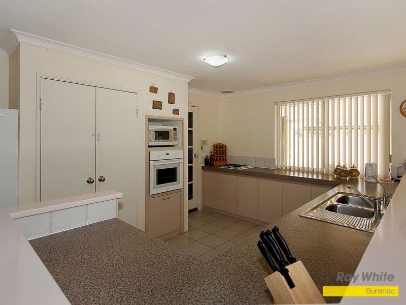 31 Tabubil Gardens, BALLAJURA WA 6066, Ballajura - Thumbnail 3