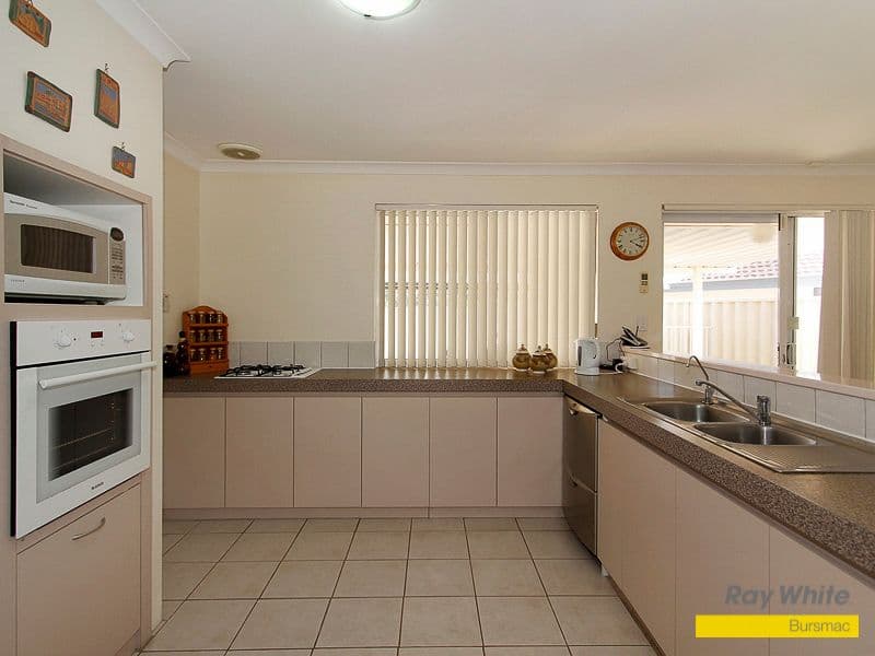 31 Tabubil Gardens, BALLAJURA WA 6066, Ballajura - Thumbnail 4