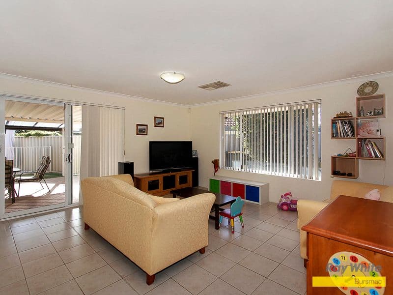 31 Tabubil Gardens, BALLAJURA WA 6066, Ballajura - Thumbnail 5