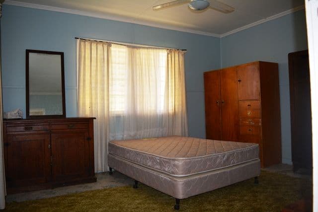 4 Myrtle Street, Blackall QLD 4472, Blackall - Thumbnail 3