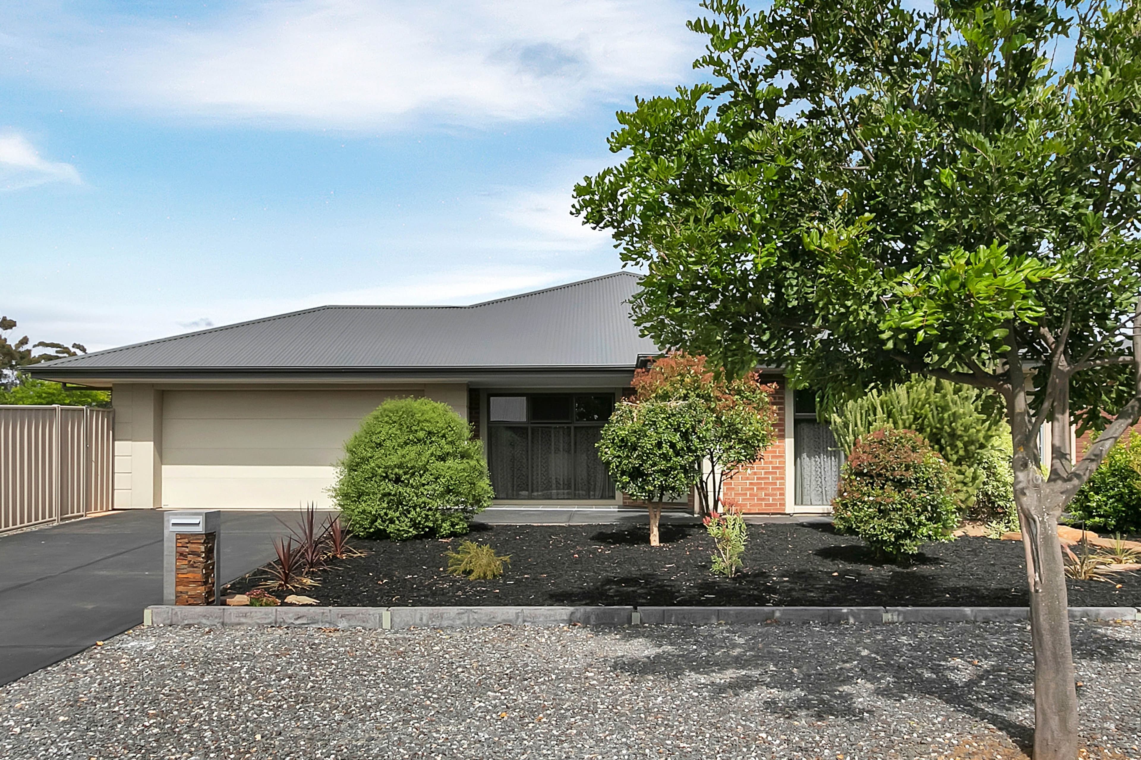 18 Jaensch Crescent, Nuriootpa SA 5355, Nuriootpa - Image 1