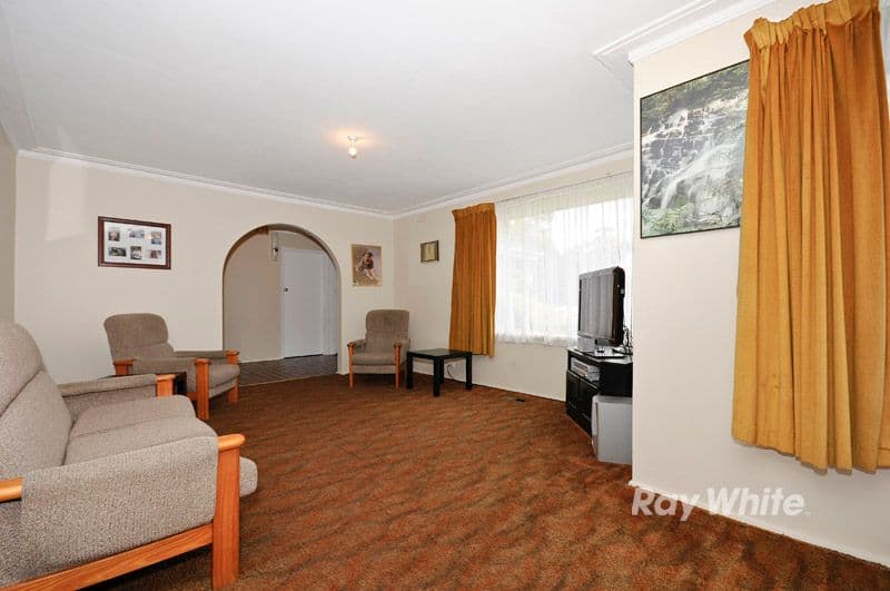 3 Giselle Avenue, WANTIRNA SOUTH VIC 3152, Wantirna South - Thumbnail 6